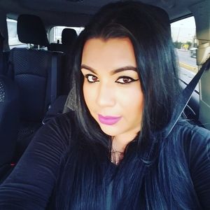 Meet your Posher, Beatriz